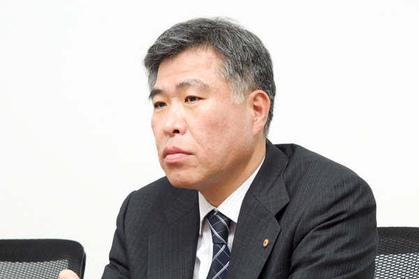 山谷 茂
